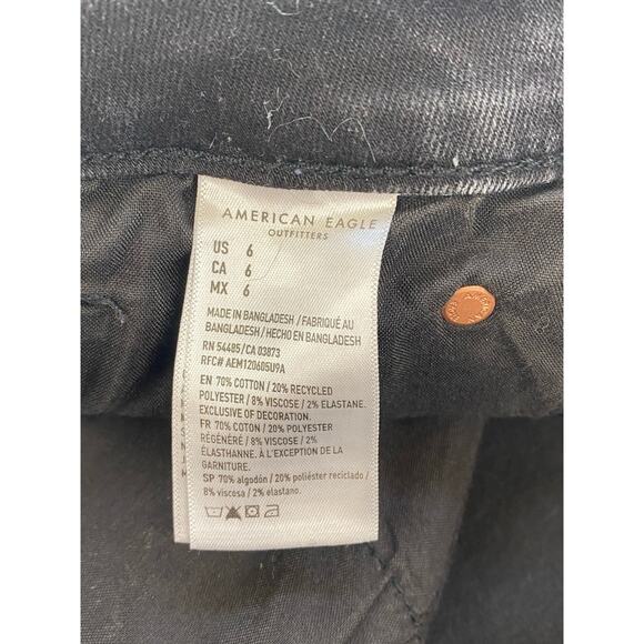 American Eagle Next Level Black Distressed Frayed Hem Denim Shorts Size 6 - Picture 8 of 12